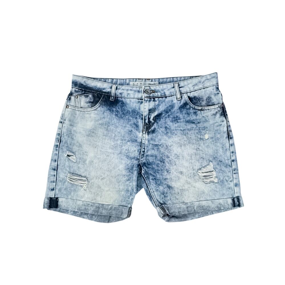 Denim Co Light Wash Distressed Boyfriend Shorts - Size 10
